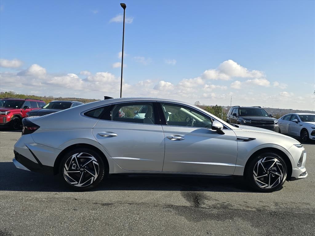 New 2026 Hyundai Sonata SEL Sport Sedan