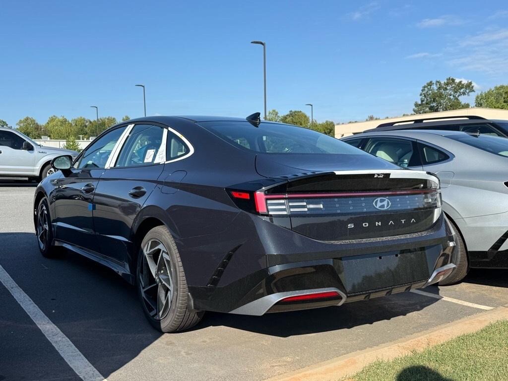 New 2026 Hyundai Sonata SEL Sport Sedan
