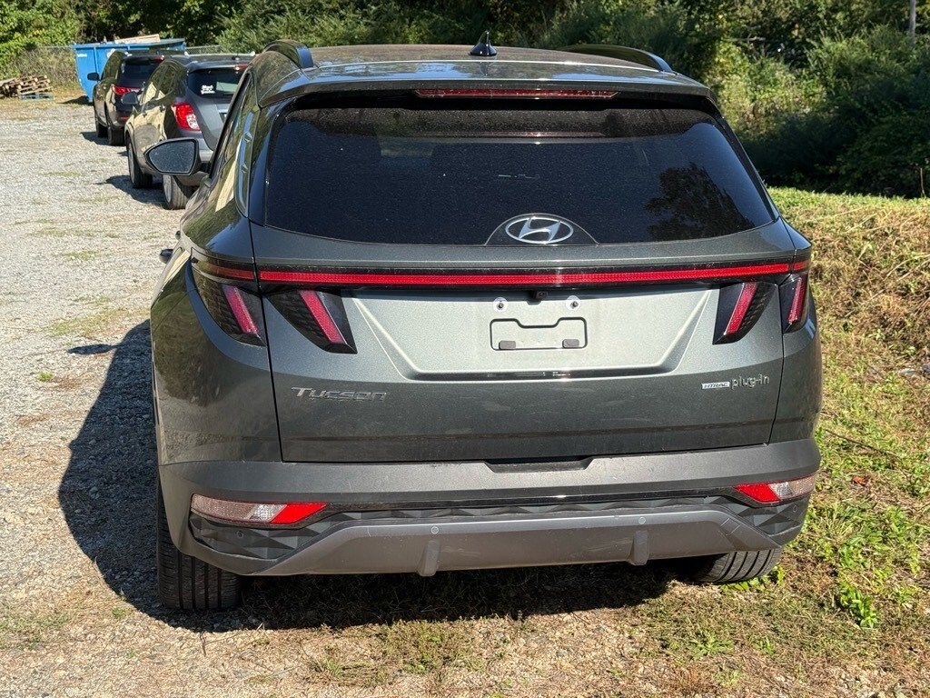 2024 Hyundai Tucson Plug-in Hybrid Limited photo 4