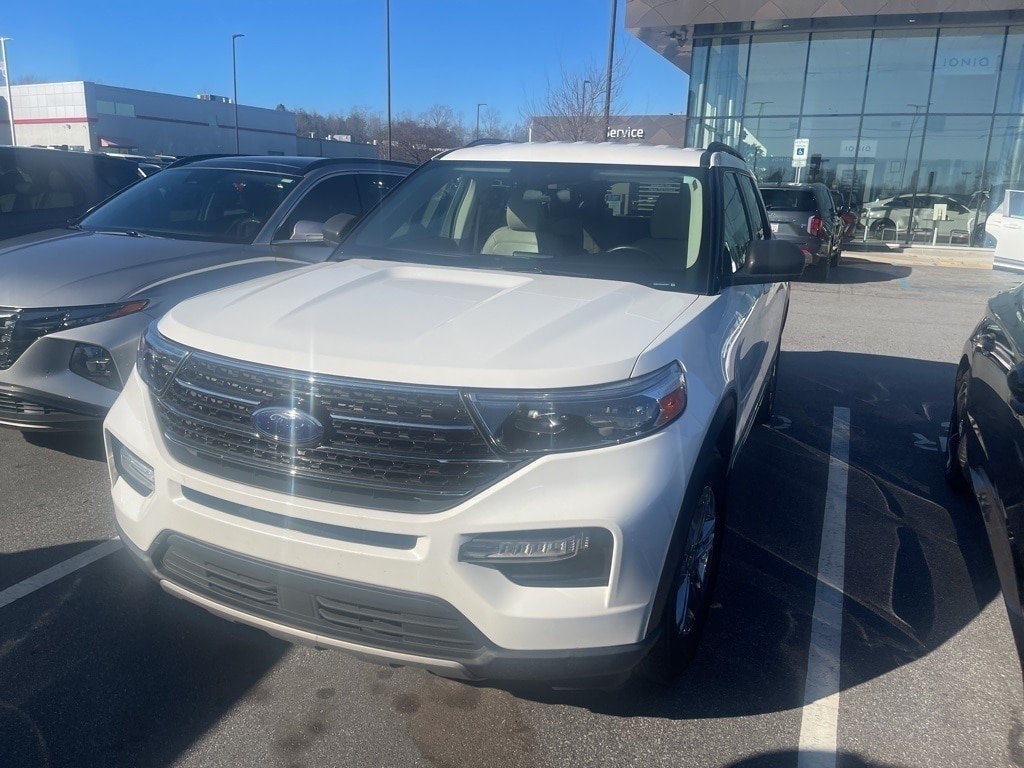 2020 Ford Explorer XLT's photo