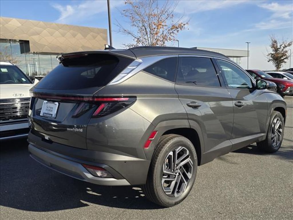 New 2025 Hyundai Tucson Hybrid Limited SUV