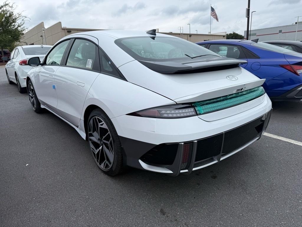 New 2025 Hyundai IONIQ 6 SEL Sedan