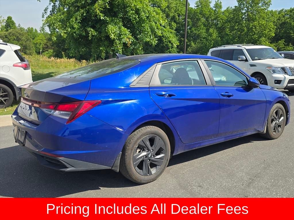Used 2022 Hyundai Elantra SEL Sedan