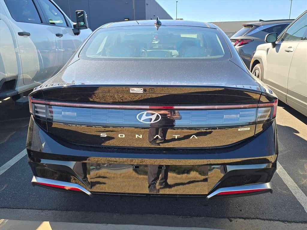 New 2026 Hyundai Sonata Hybrid Limited Sedan