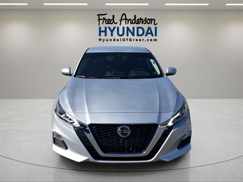 Used 2022 Nissan Altima 2.5 SV Sedan