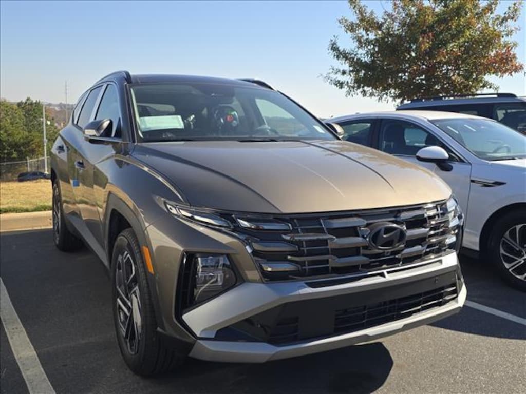 New 2026 Hyundai Tucson Hybrid Limited SUV