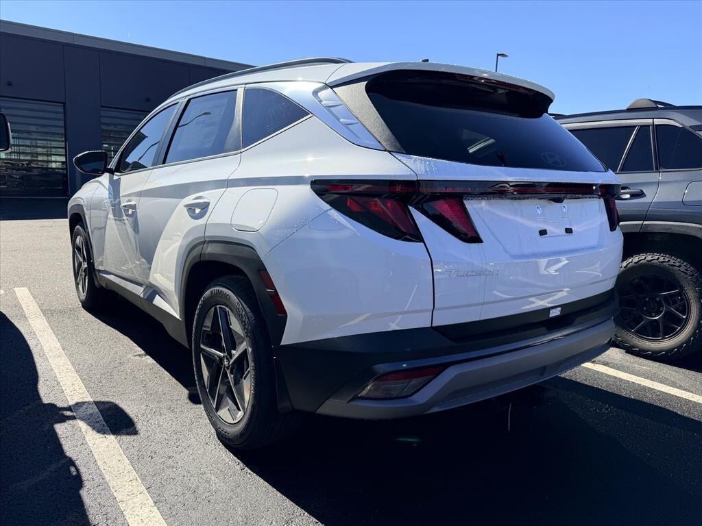 New 2026 Hyundai Tucson SEL FWD SUV