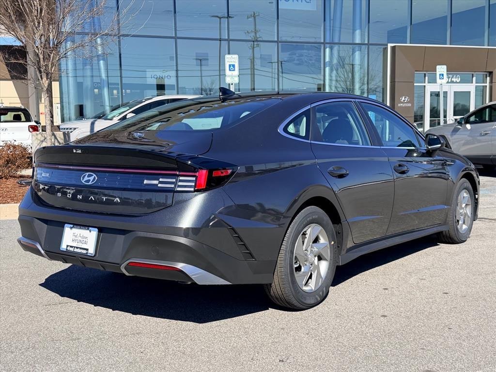 New 2026 Hyundai Sonata SE Sedan