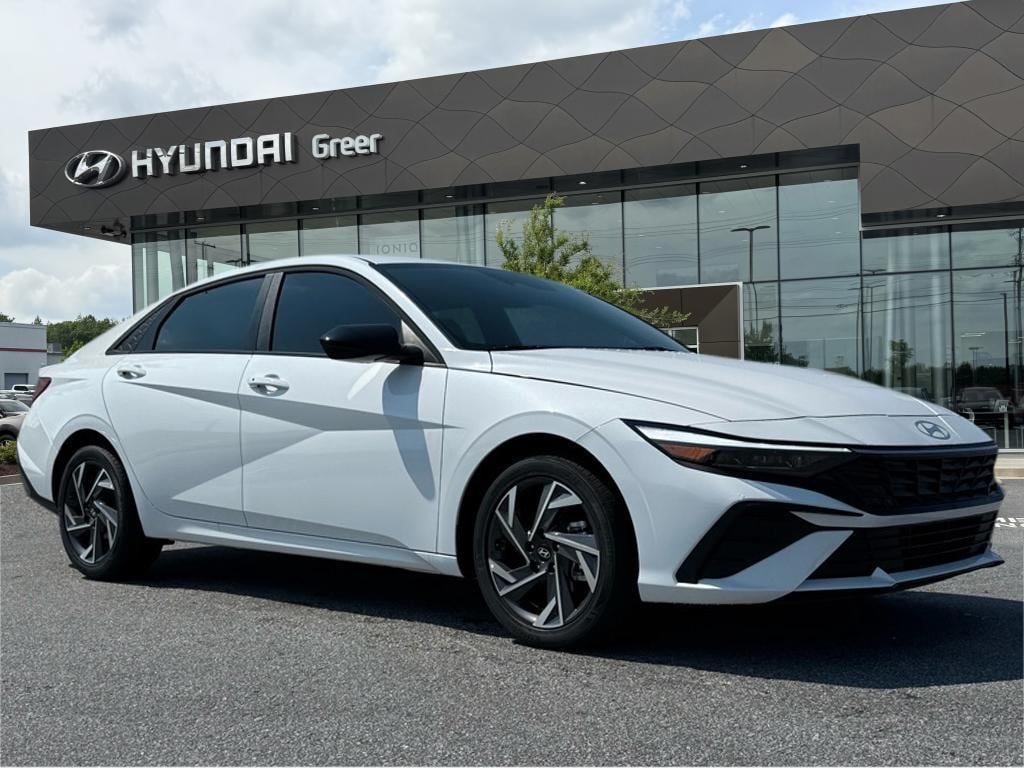 New 2025 Hyundai Elantra SEL Sport Sedan