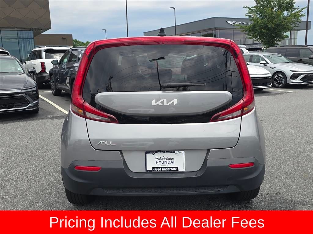 Used 2022 Kia Soul LX Hatchback