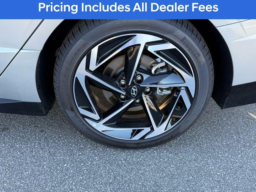 2026 Hyundai Sonata SEL - Photo 12