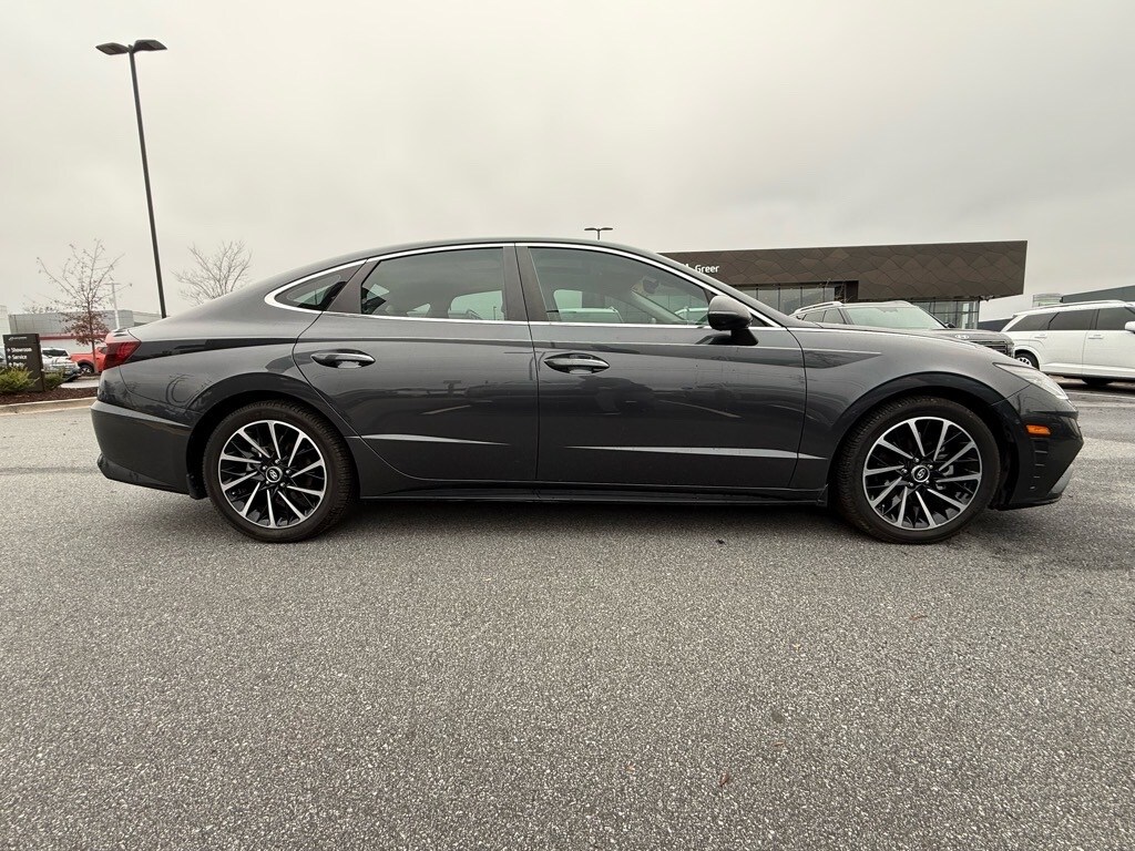 2021 Hyundai Sonata Limited photo 2