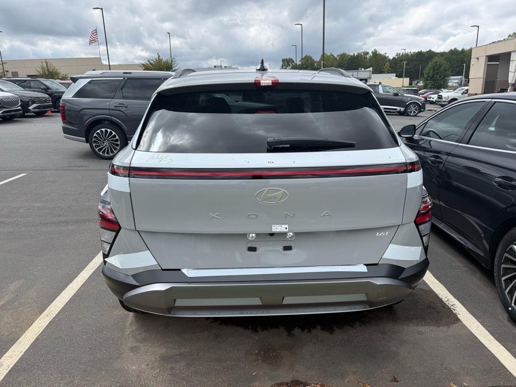 New 2026 Hyundai Kona SEL Premium FWD SUV