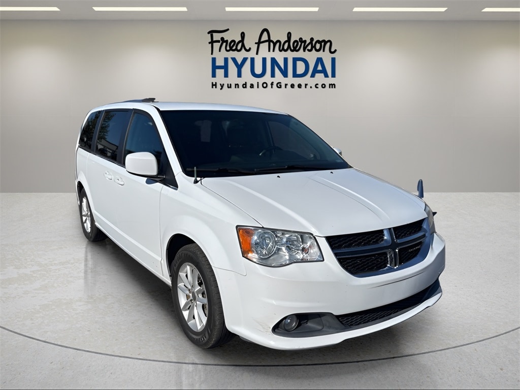 Used 2019 Dodge Grand Caravan SXT Minivan/Van