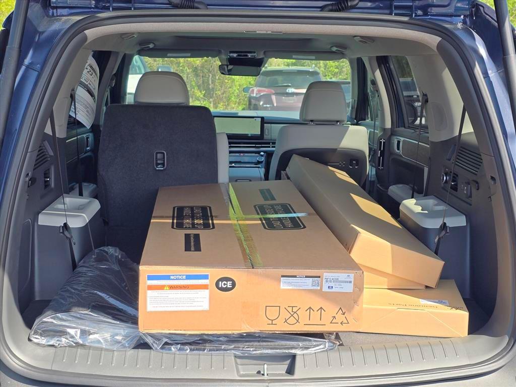 2026 Hyundai Santa Fe Limited - Photo 13