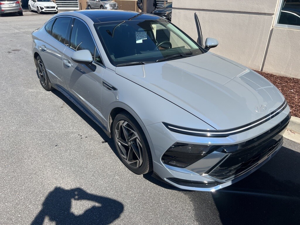 Used 2025 Hyundai Sonata SEL Convenience Sedan