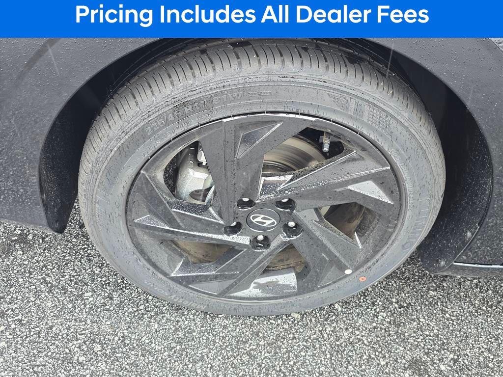 New 2026 Hyundai Elantra SEL Sport Sedan
