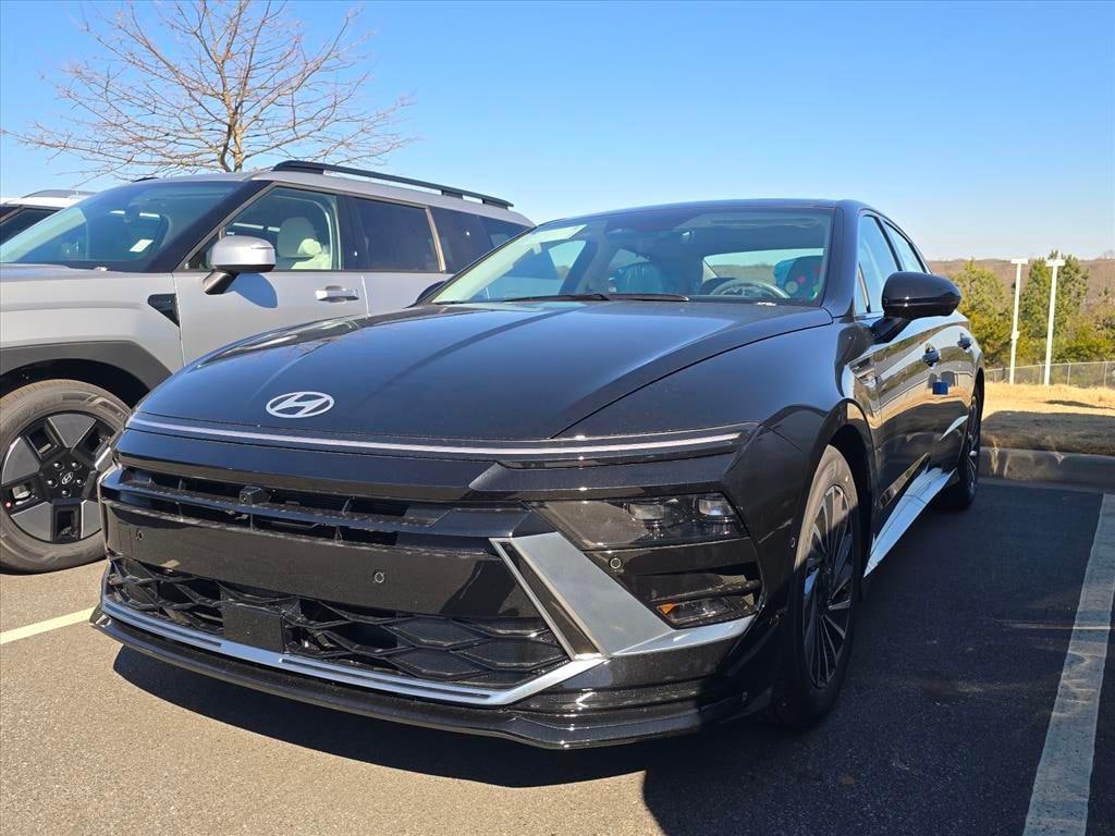 New 2026 Hyundai Sonata Hybrid Limited Sedan