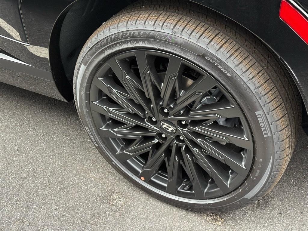 New 2026 Hyundai Santa Fe Calligraphy FWD SUV