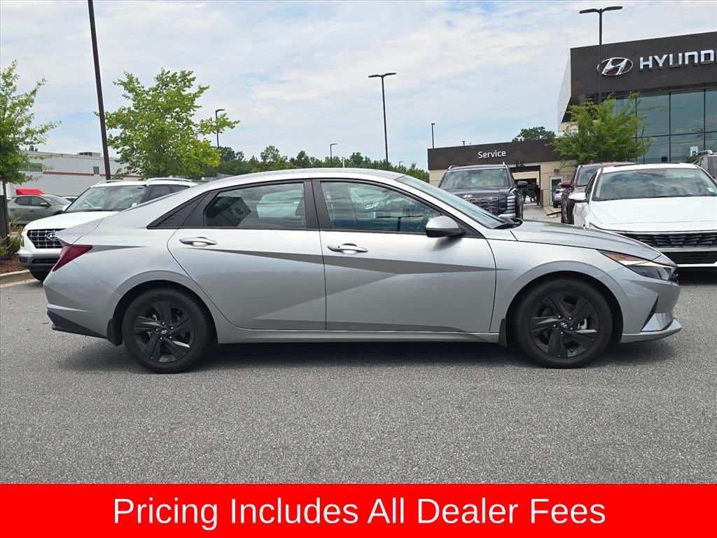 Used 2023 Hyundai Elantra SEL Sedan