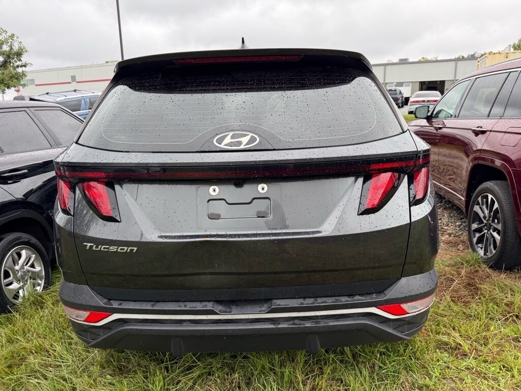 2022 Hyundai Tucson SE photo 3
