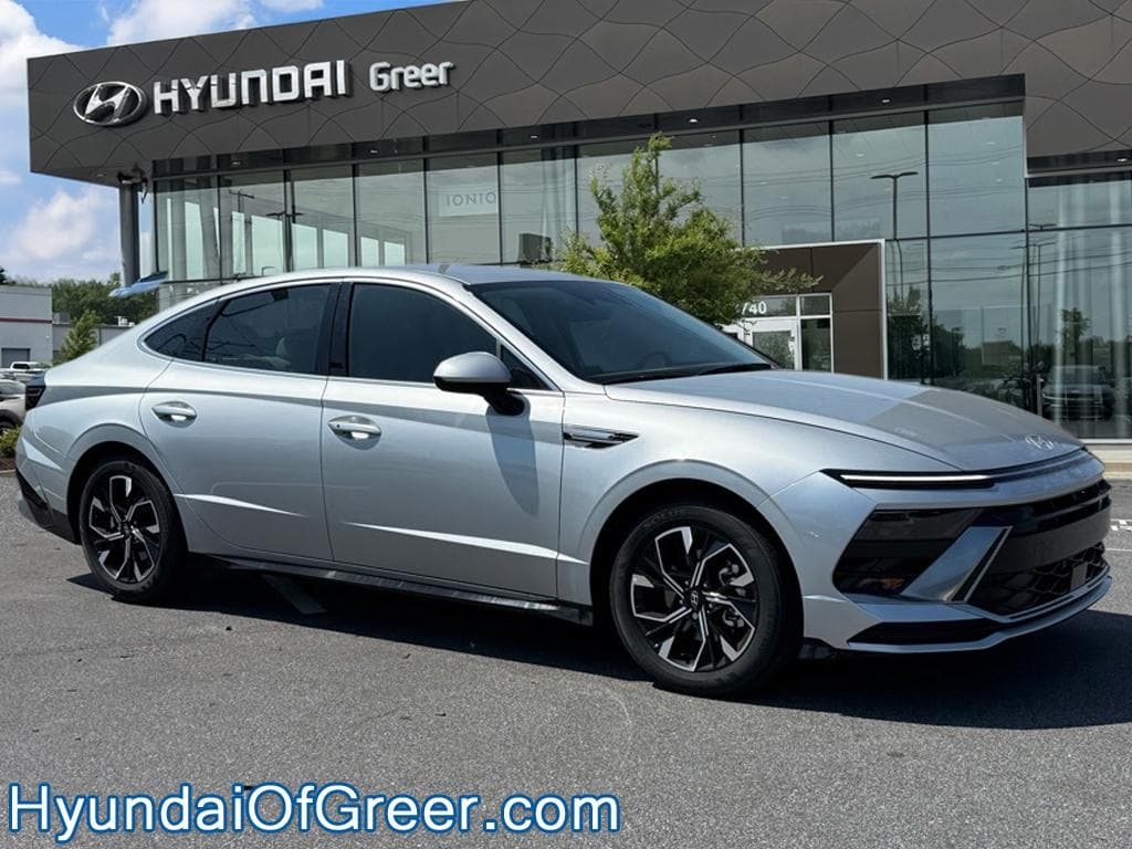 2025 Hyundai Sonata SEL's photo