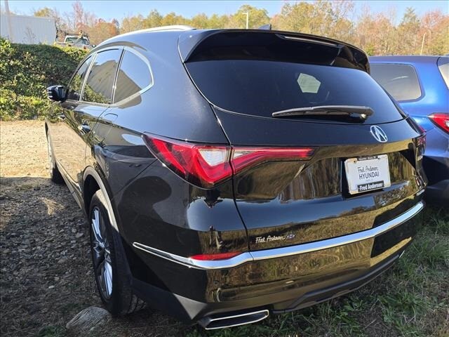 2023 Acura MDX SH-AWD Advance photo 3