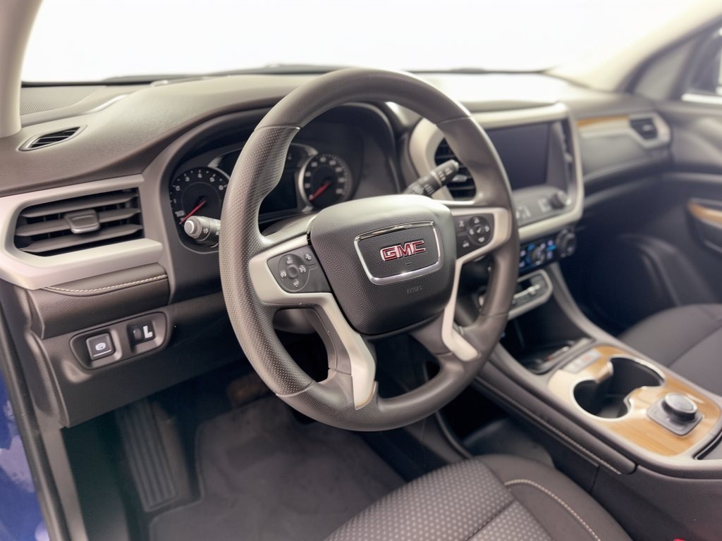 Used 2023 GMC Acadia SLE SUV