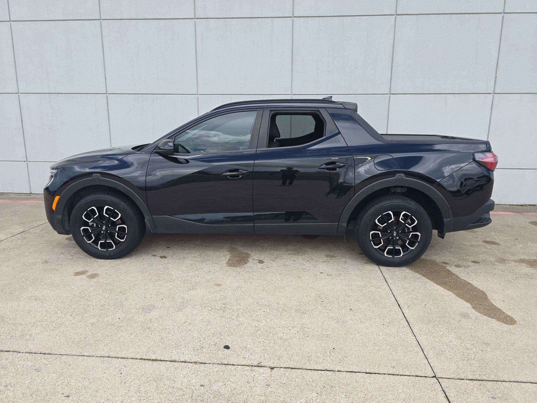 2022 Hyundai Santa Cruz SEL Premium photo 2