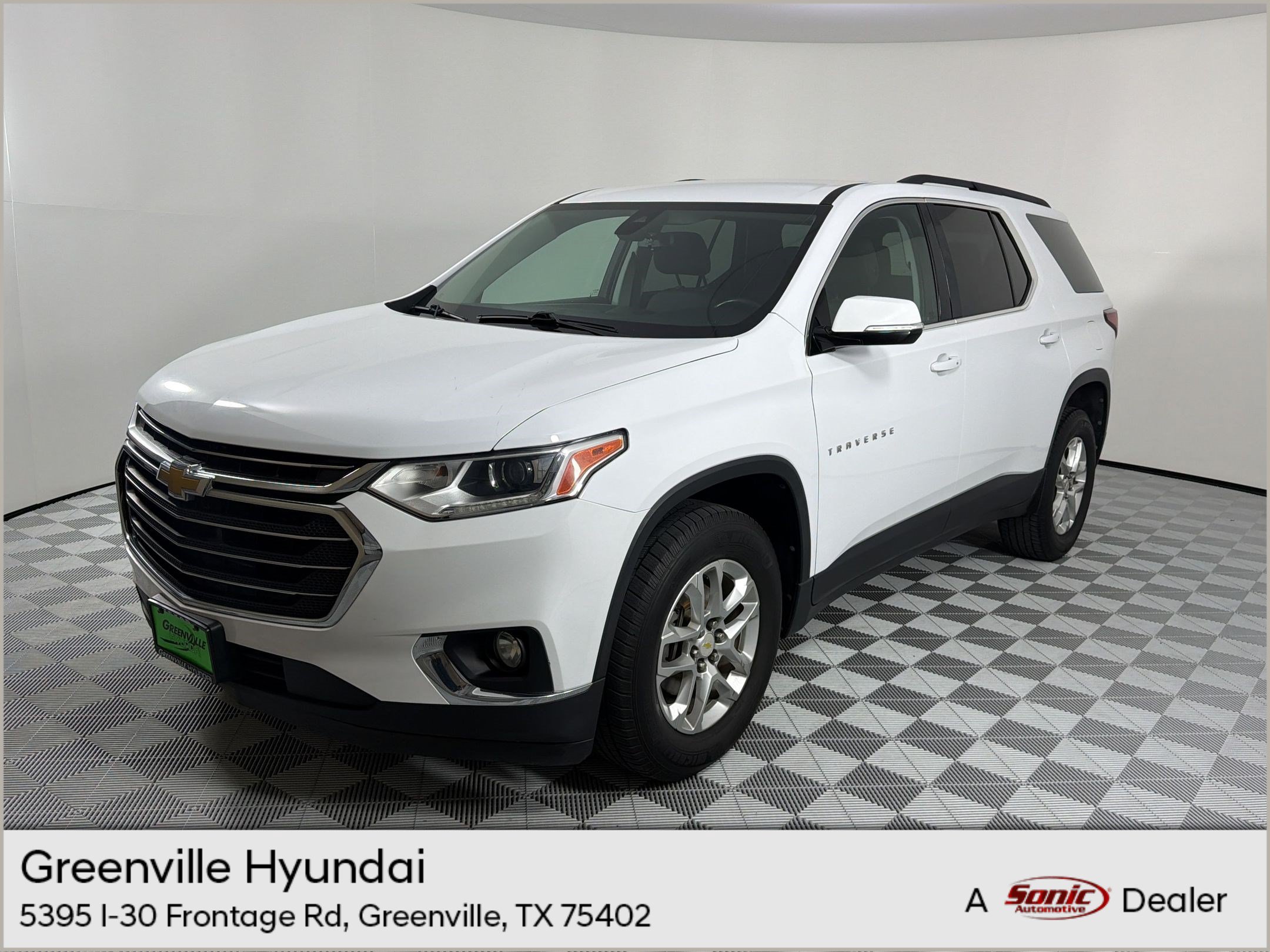 Used 2020 Chevrolet Traverse LT Cloth