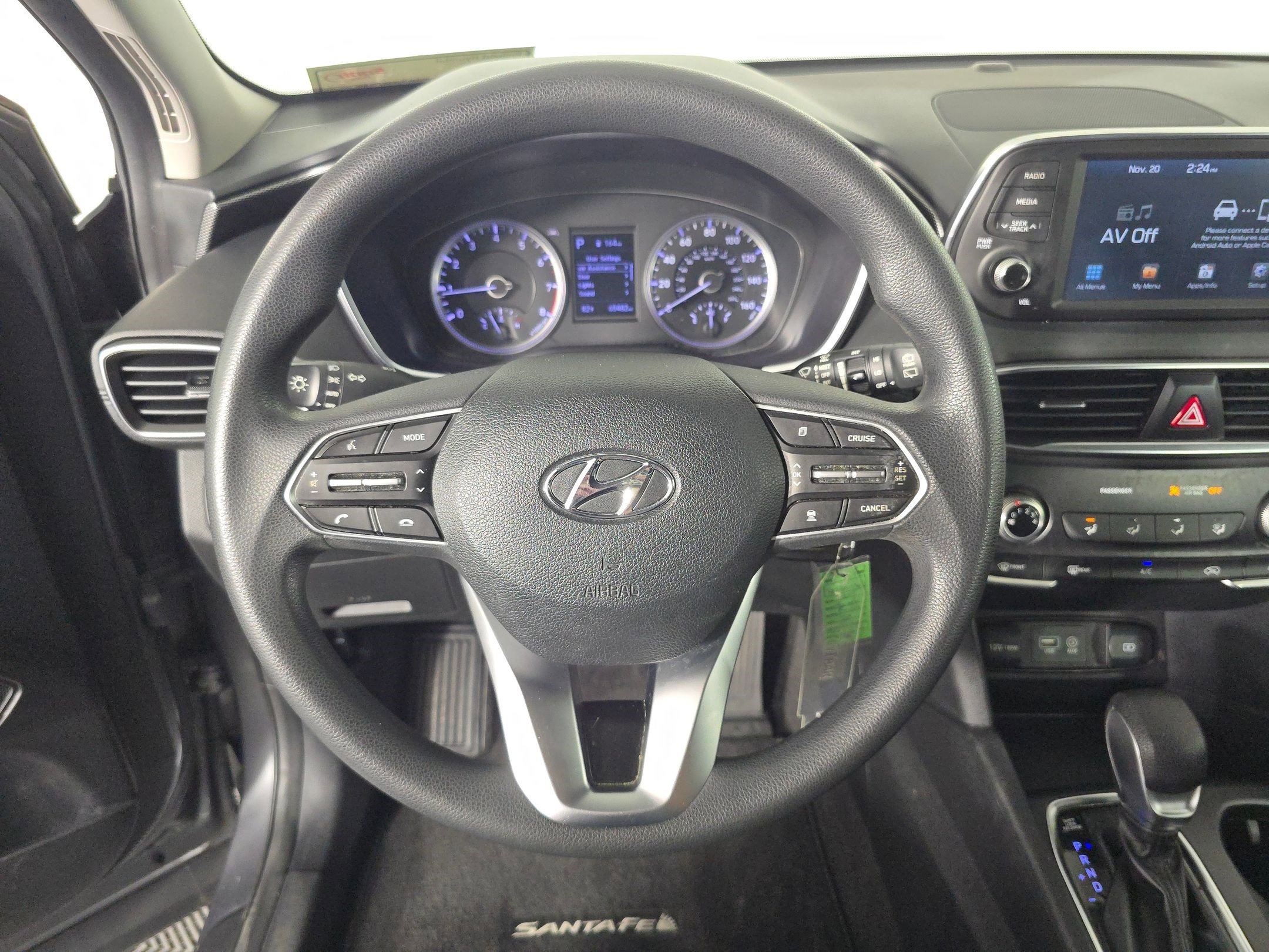 2019 Hyundai Santa Fe SE photo 4