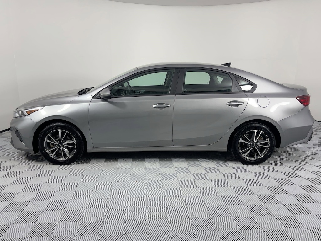 Used 2023 Kia Forte LXS Sedan