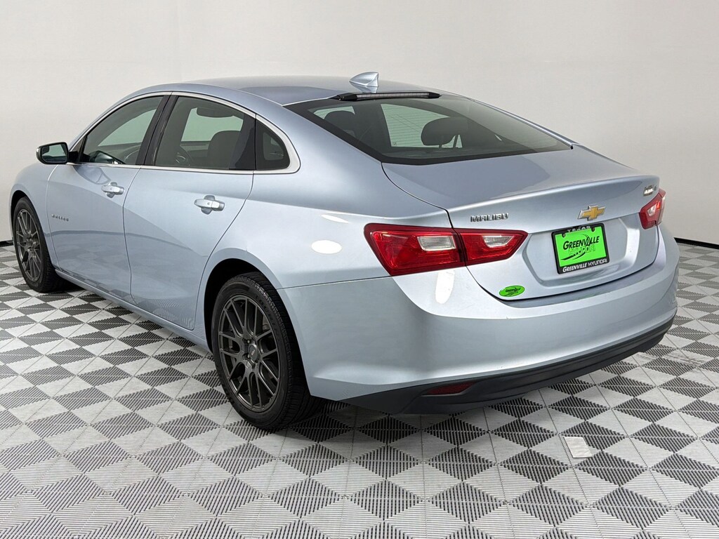 Used 2017 Chevrolet Malibu LT Sedan