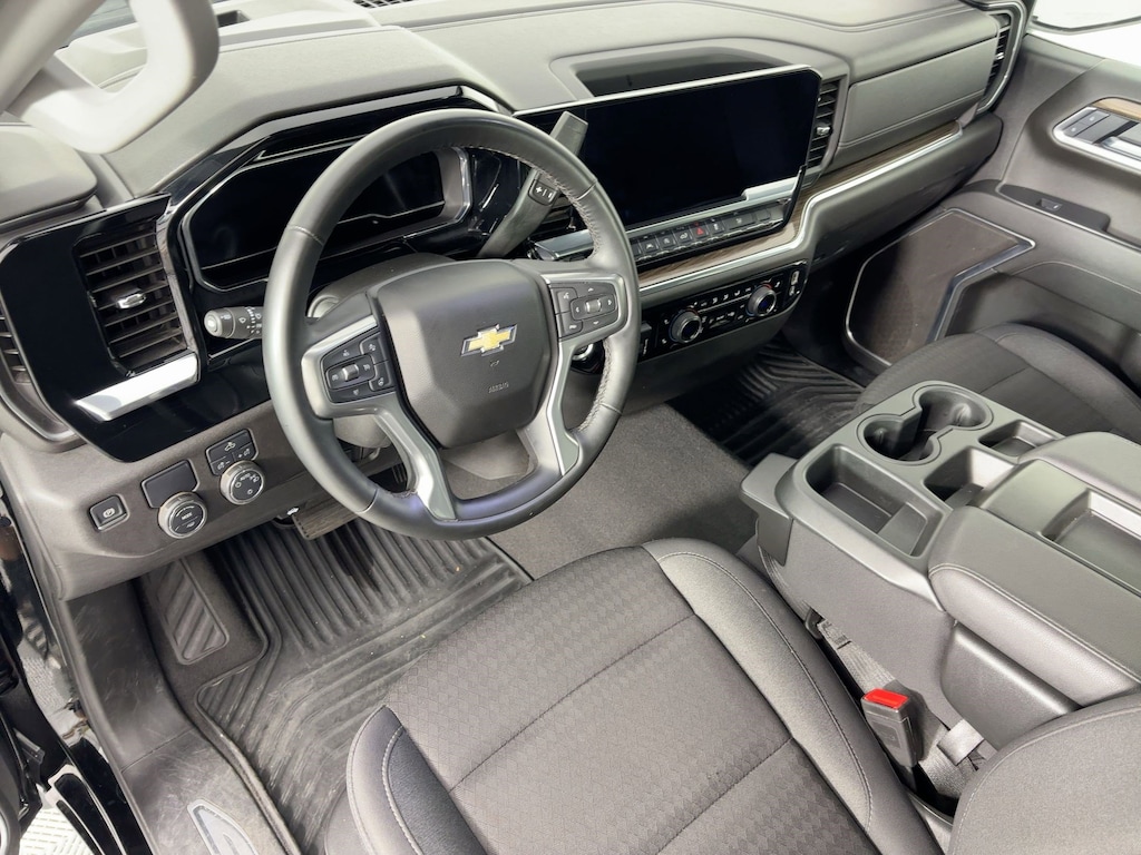 Used 2025 Chevrolet Silverado 1500 LT Truck Crew Cab