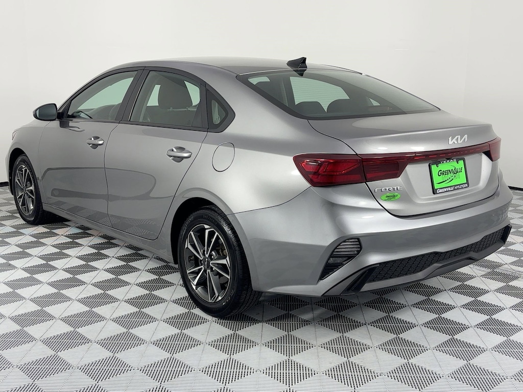 Used 2023 Kia Forte LXS Sedan