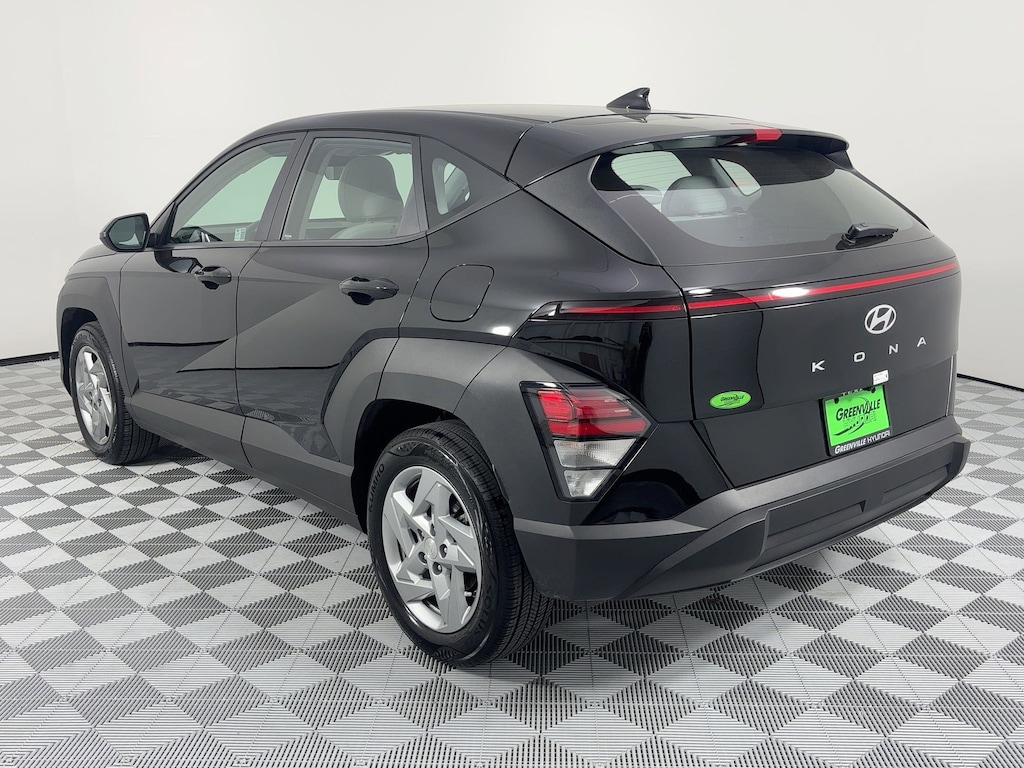 Used 2025 Hyundai Kona SE SUV