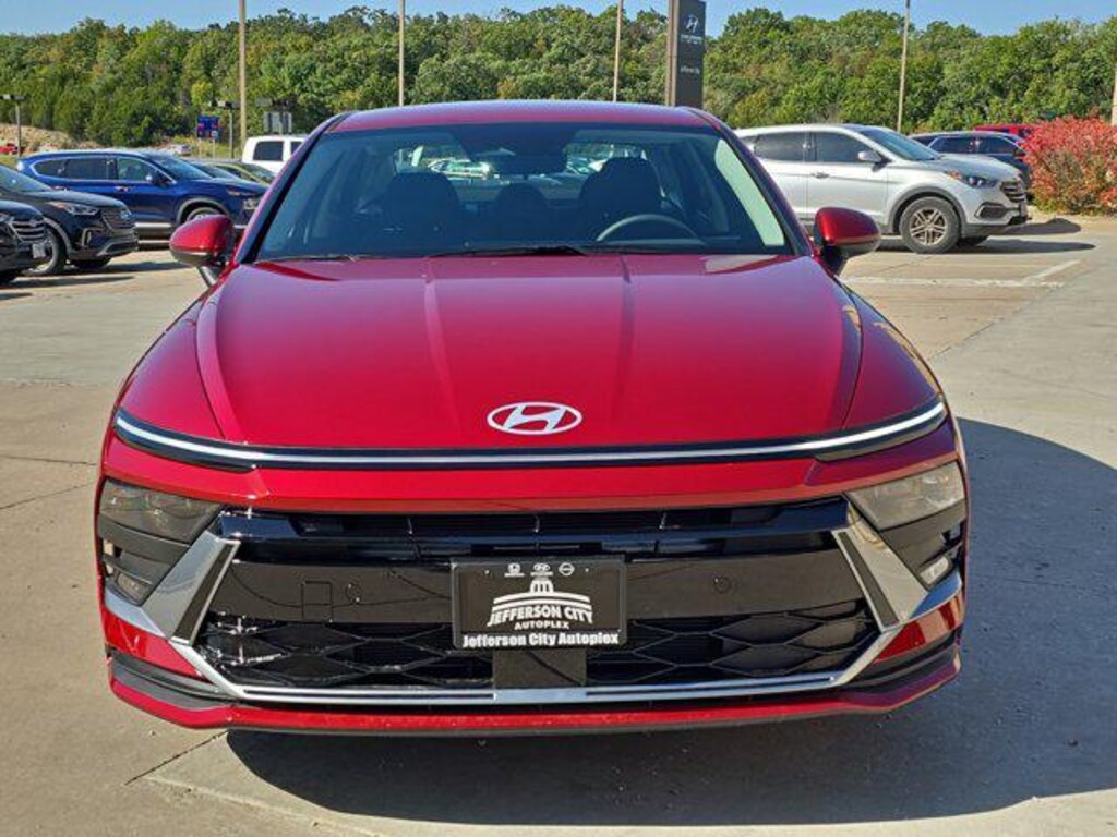 New 2025 Hyundai Sonata SE Sedan
