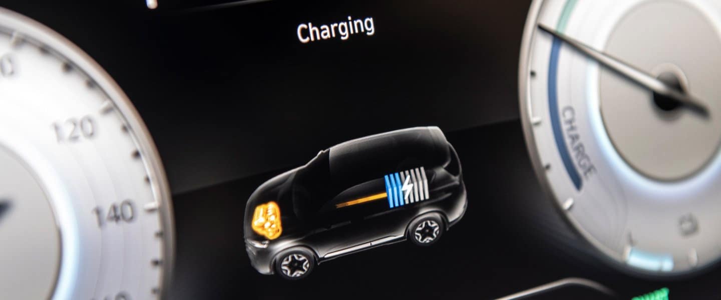 Hyundai Santa Fe Hybrid charging