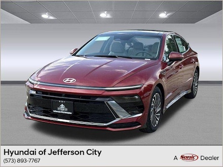 2025 Hyundai Sonata Hybrid Limited Sedan