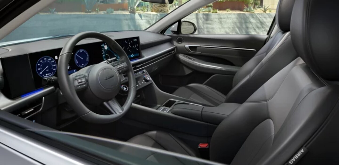 2024%20Hyundai%20Sonata%20Model%20Review%20interior.png