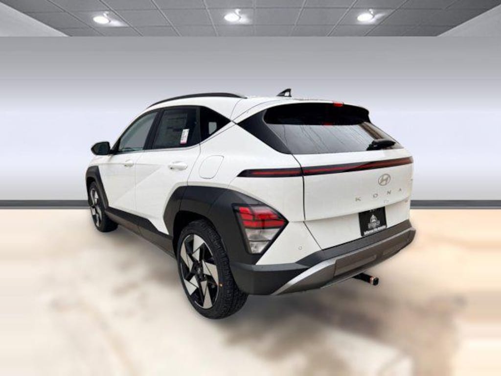 New 2026 Hyundai Kona Limited FWD SUV