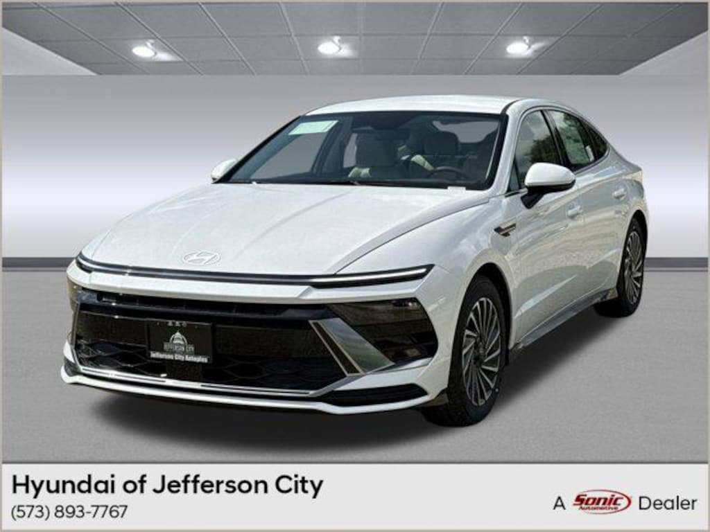 New 2025 Hyundai Sonata Hybrid SEL Sedan