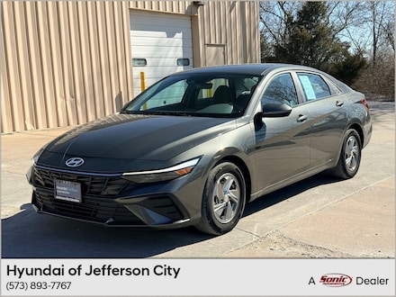 2025 Hyundai Elantra SE SE IVT