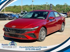 New 2025 Hyundai Elantra SE Sedan in Jeffernson City, MO
