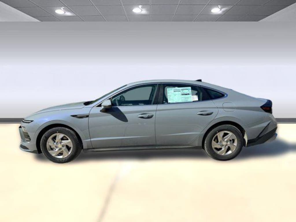 New 2026 Hyundai Sonata SE Sedan