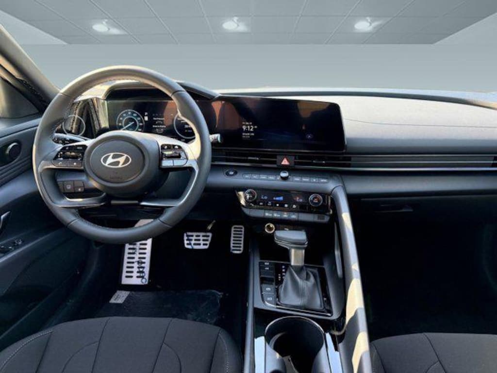 New 2025 Hyundai Elantra Hybrid SEL Sport Sedan