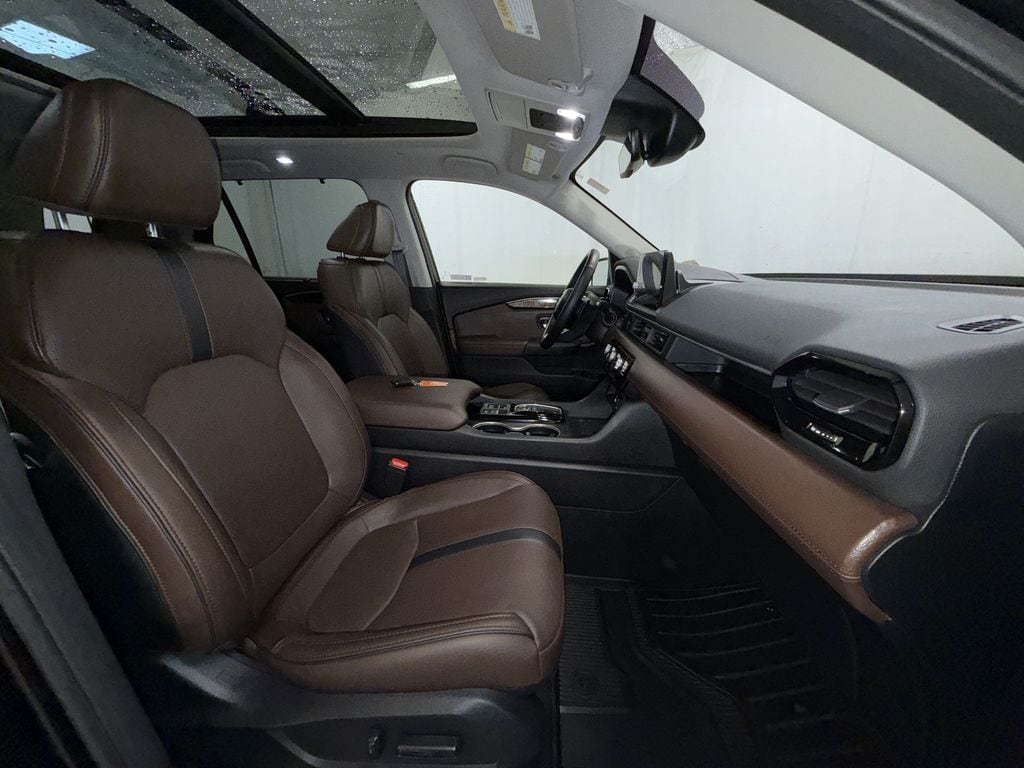 2023 Honda Pilot Elite - Photo 13
