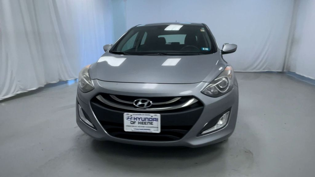 2014 Hyundai Elantra GT Base photo 3