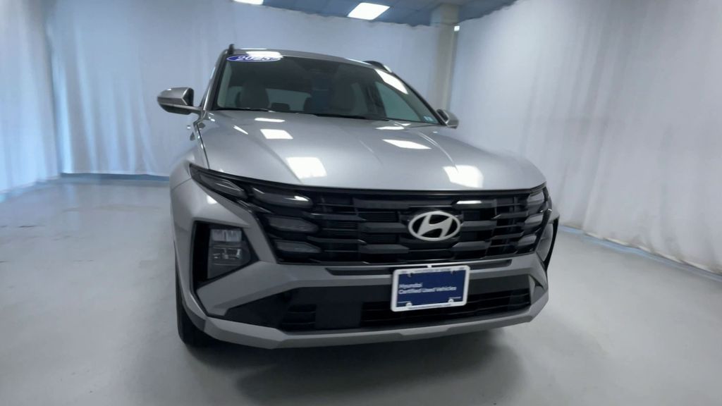 2025 Hyundai Tucson SEL Convenience photo 3