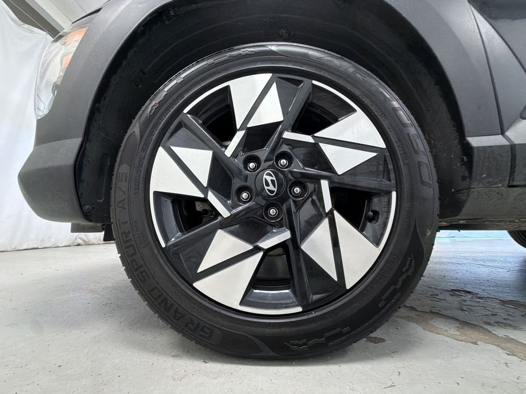 2024 Hyundai Kona SEL - Photo 9